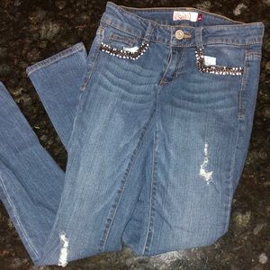 Jeweled distressed skinny jeans size 3